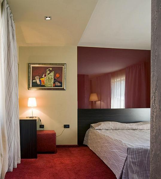 Famous House Hotel Plovdiv Exterior photo